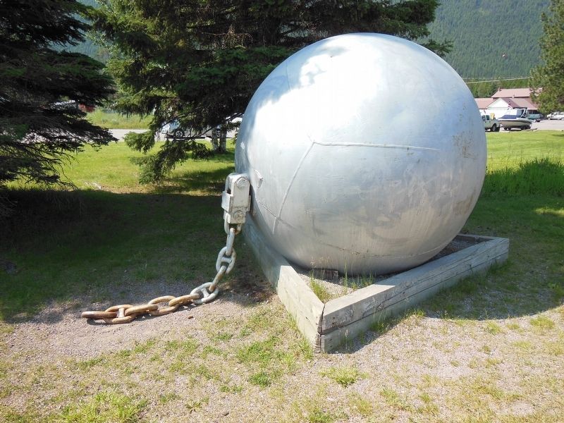 Hungry Horse Clearing Ball (<b><i>east side view</b></i>). Click for full size. Hungry Horse Clearing Ball (<b><i>east side view</b></i>) image. Click for full size.