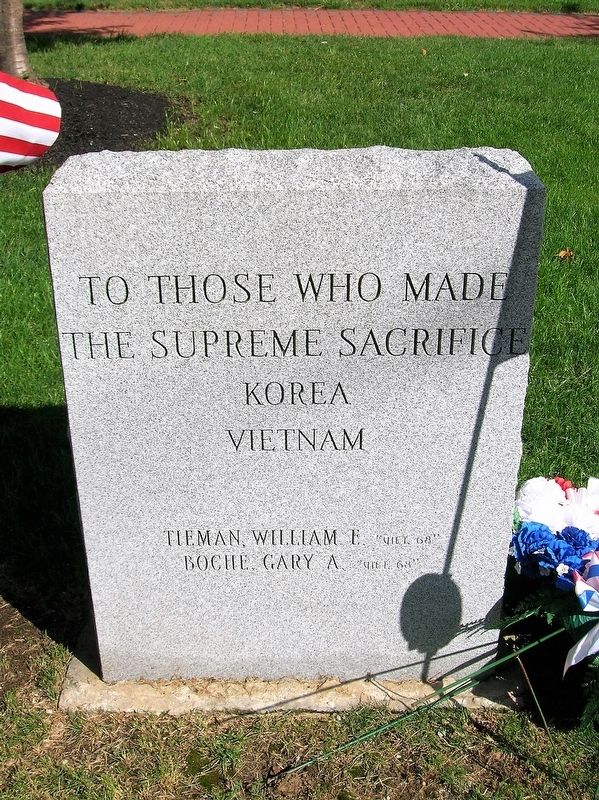 To Those Who Made the Supreme Sacrifice - Korea - Vietnam image. Click for full size.