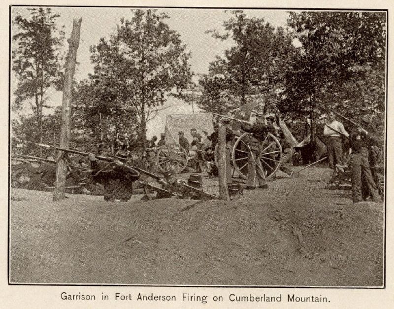 Tennessee National Guard in Fort Anderson on Militia Hill. image. Click for full size.