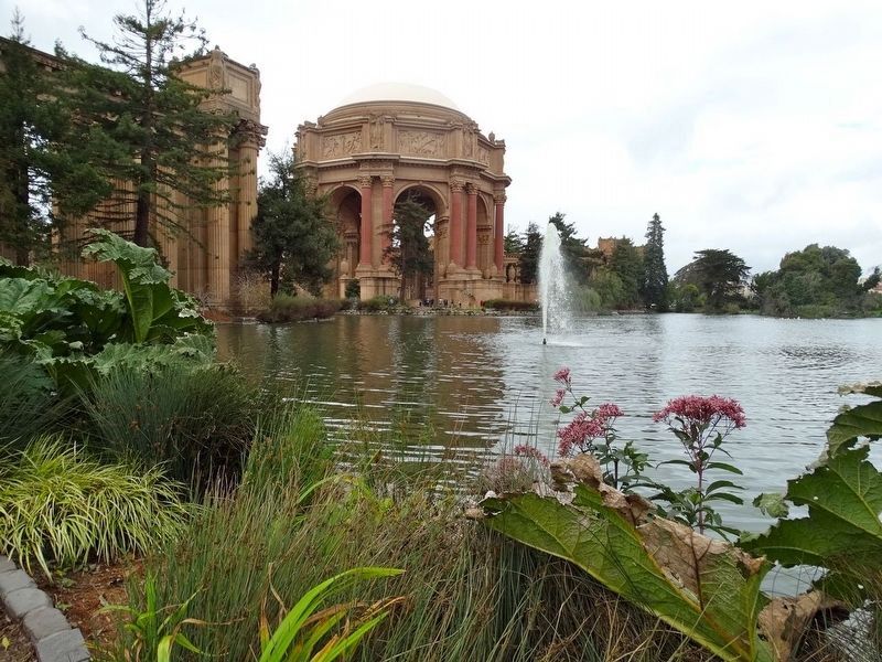 The Palace of Fine Arts Building and the Lagoon. Click for full size. The Palace of Fine Arts Building and the Lagoon image. Click for full size.