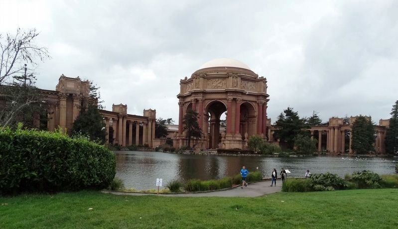 The Palace of Fine Arts Building and the Lagoon. Click for full size. The Palace of Fine Arts Building and the Lagoon image. Click for full size.