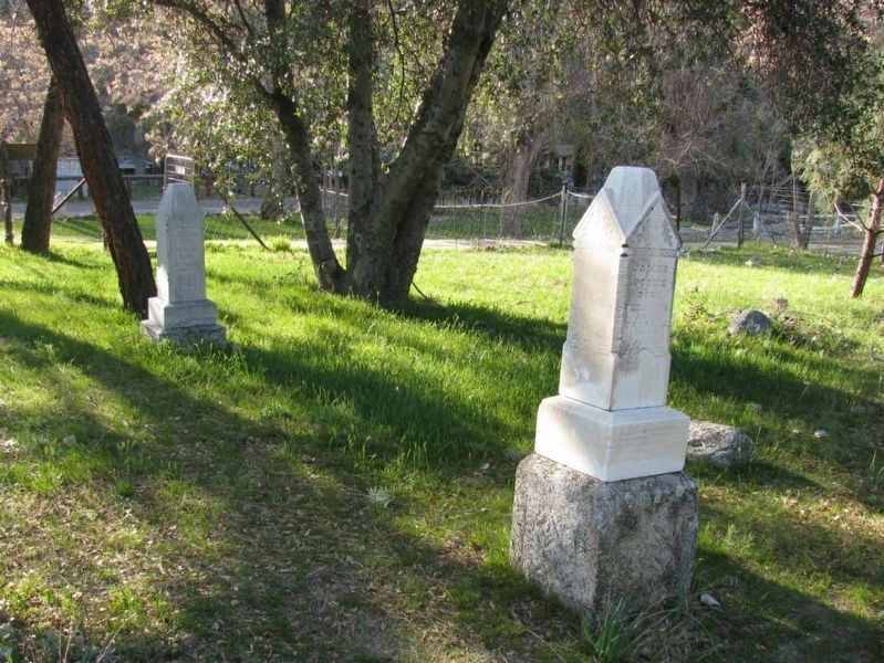 Old Havilah Cemetery. Click for full size. Old Havilah Cemetery image. Click for full size.