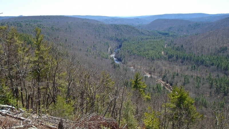 <center> View south from Ragged Mountain to the Tunxis River and New Hartford. image. Click for full size.