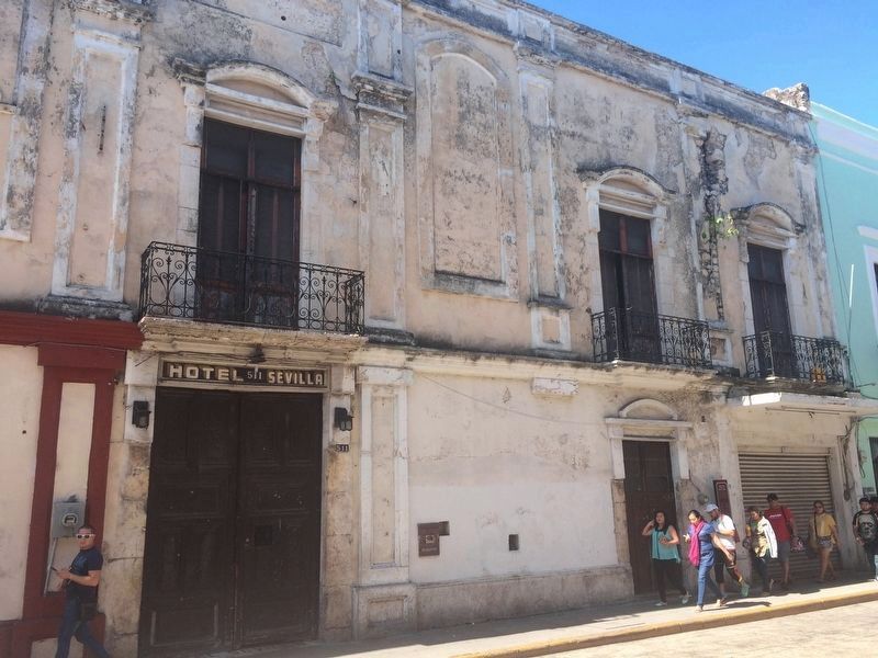 Former Mansion of Doa Josefa Escudero Aguirre Marker image. Click for full size.