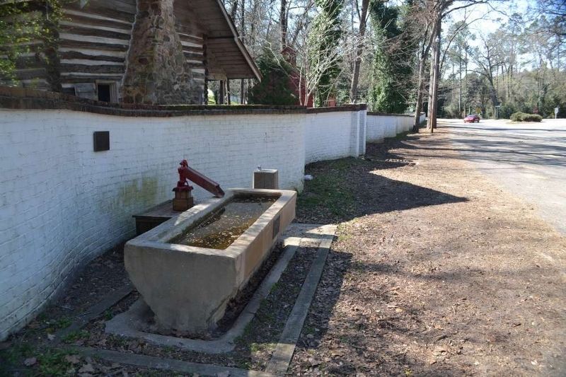Water Trough, Drinking Fountain, and Marker image. Click for full size.