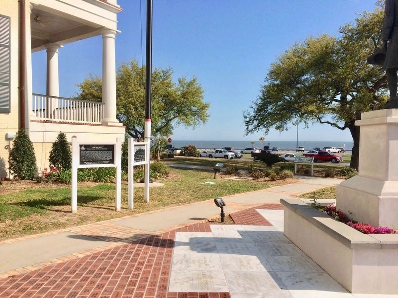 Area view of marker at Biloxi Visitors Center looking at the Gulf of Mexico. image. Click for full size.