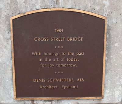 Plaque on the Cross Street Bridge image. Click for full size.