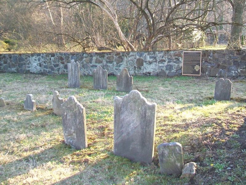 Grubb Family Burying Ground and Marker image. Click for full size.