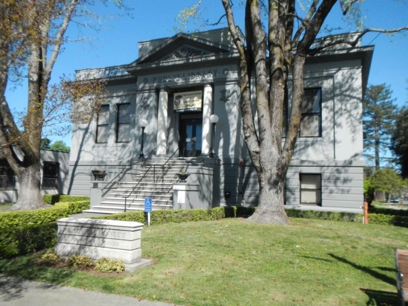 Healdsburg Carnegie Library image. Click for full size.