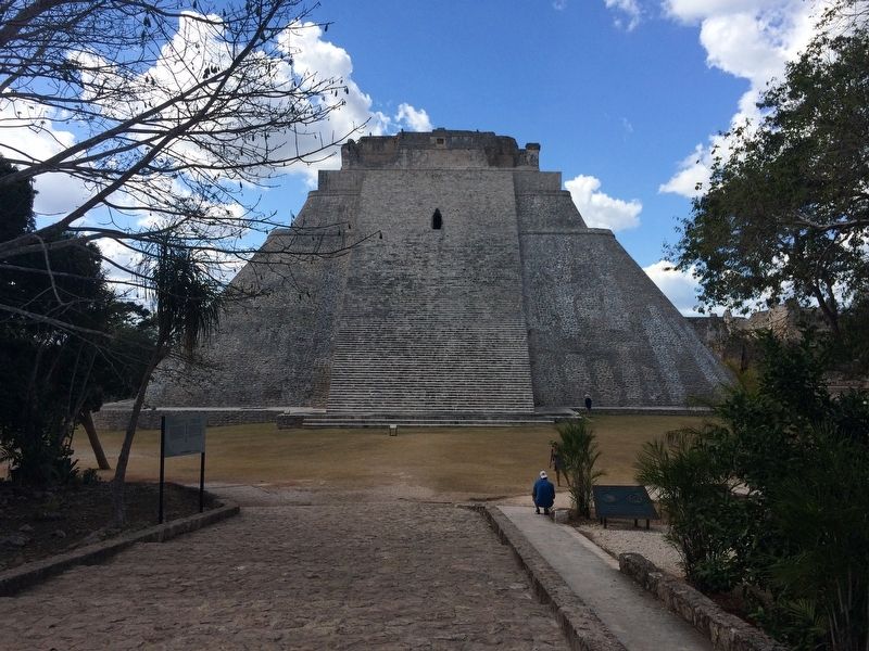 The nearby Pyramid of the Magician (Pyrámide del Adivino) at the Uxmal Archaeological Site. Click for full size. The nearby Pyramid of the Magician (Pyrámide del Adivino) at the Uxmal Archaeological Site image. Click for full size.