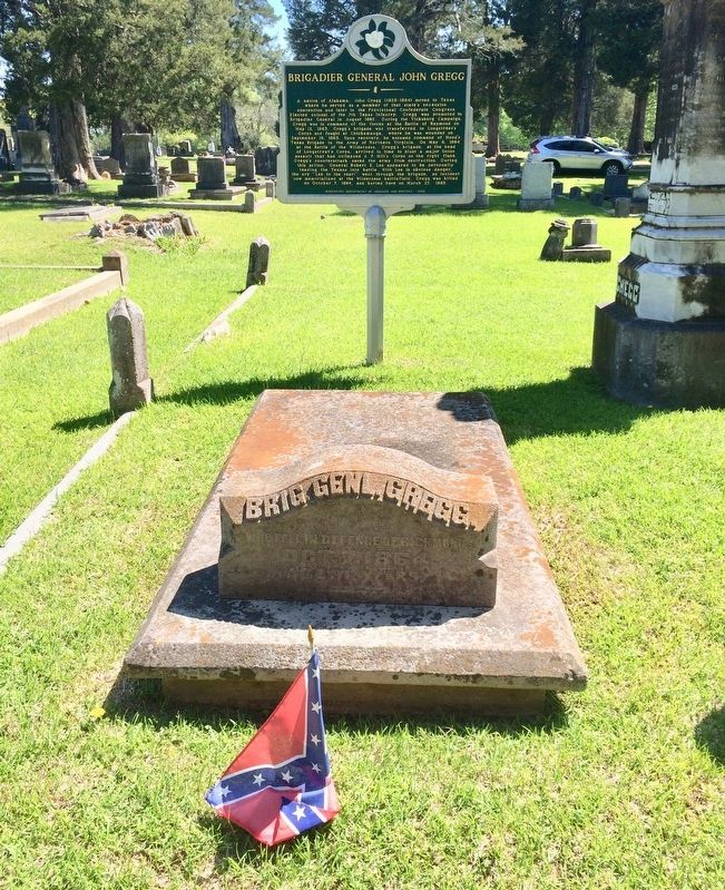 Brigadier General John Gregg grave and the marker. image. Click for full size.