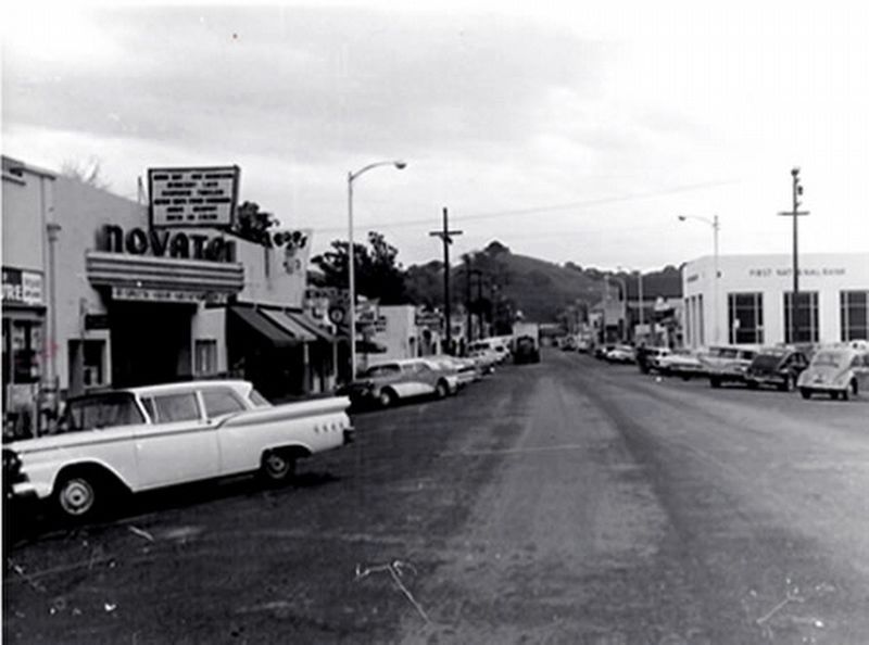Grant Avenue in the 1950s image. Click for full size.
