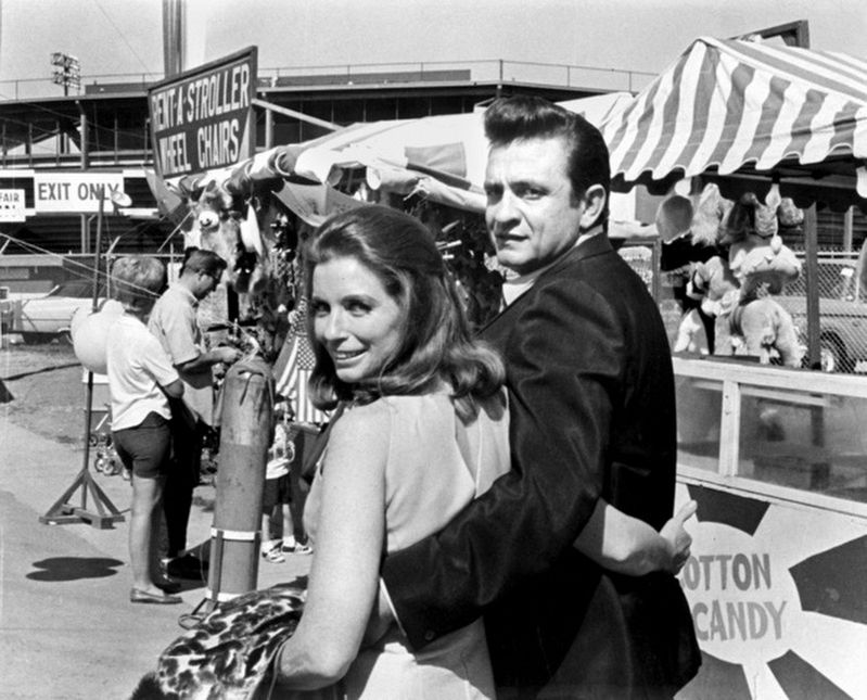 Johnny Cash and June Carter Cash at the Mid-South Fair, Memphis, Tennessee 1968 image. Click for full size.