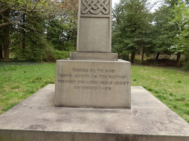 World War I Peace Cross Memorial Marker image. Click for full size.