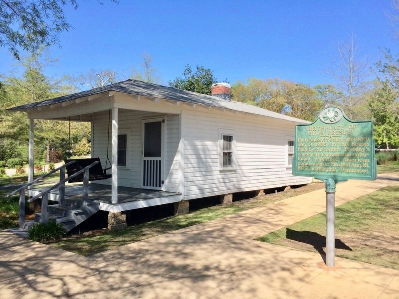 Elvis Presley birthplace - two-room shotgun house, near marker. image. Click for full size.