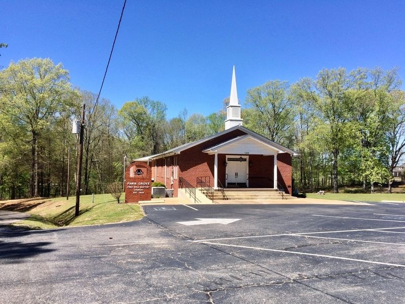 Former location of the school, near the Fawn Grove Freewill Baptist Church image. Click for full size.