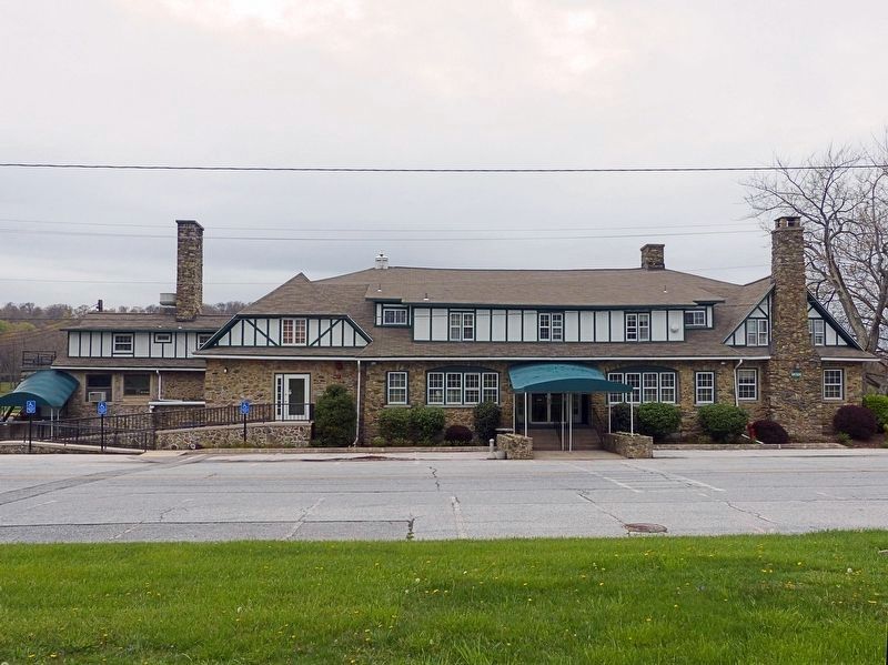 Lakeside Hall. Click for full size. Lakeside Hall image. Click for full size.