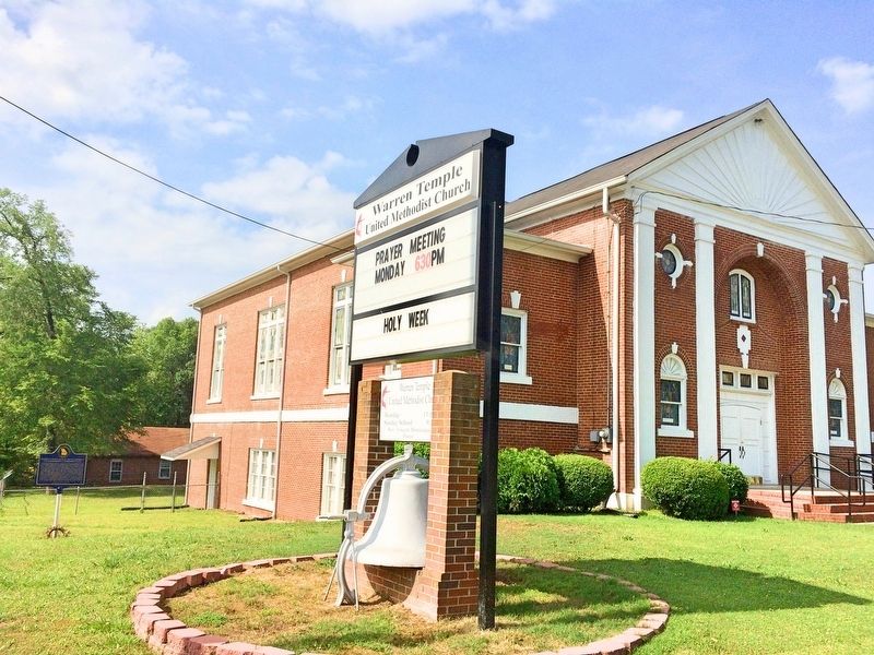 Warren Temple United Methodist Church with marker on left side. image. Click for full size.