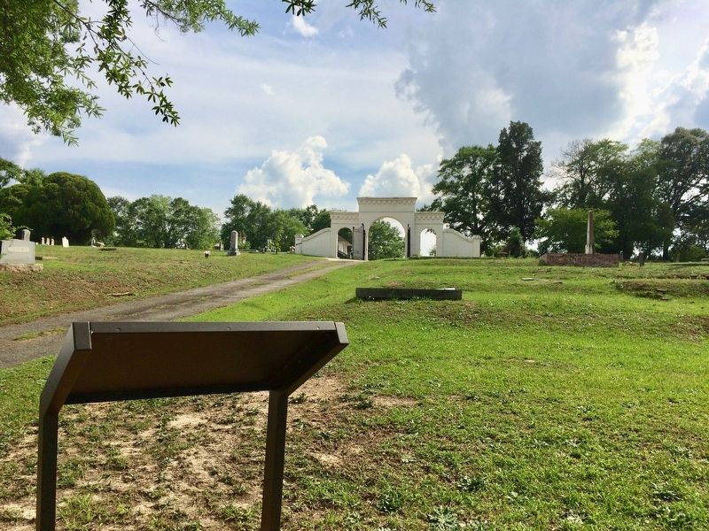 View from marker towards Oak Ridge Cemetery entrance. image. Click for full size.