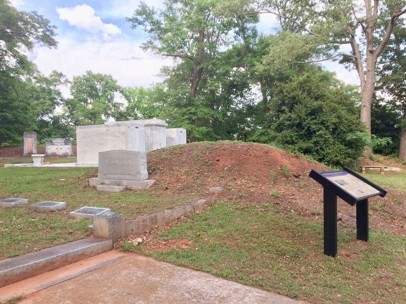 Former lunette earthwork fortifications can be seen behind the marker.. Click for full size. Former lunette earthwork fortifications can be seen behind the marker. image. Click for full size.