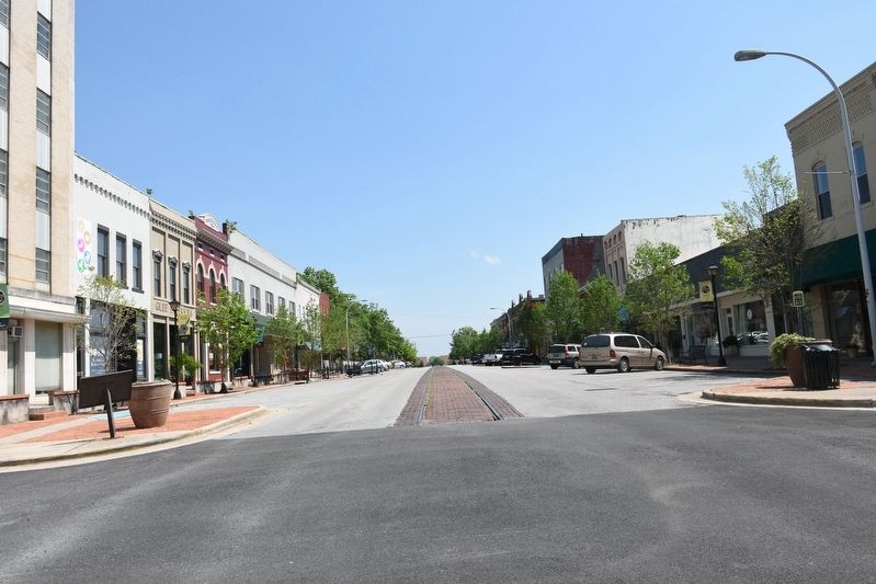 Old Downtown Decatur image. Click for full size.