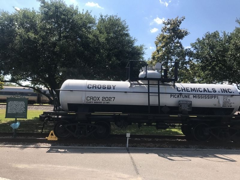 Tank Car CROX 2027 image. Click for full size.