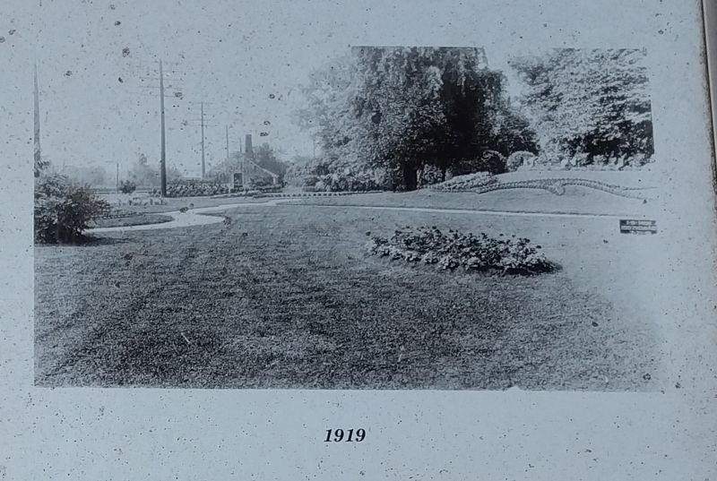 Michigan Central Railroad Gardens Marker - Right Image. Click for full size. Michigan Central Railroad Gardens Marker - Right Image image. Click for full size.