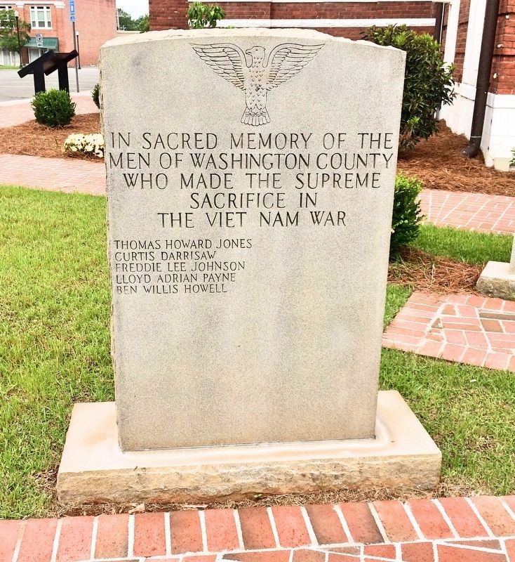 Washington County Viet Nam War Monument. Click for full size. Washington County Viet Nam War Monument image. Click for full size.