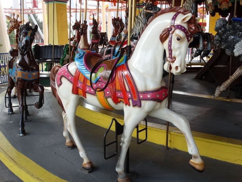 Knott's Classic Carousel image. Click for full size.