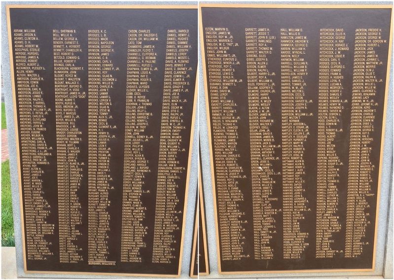 World War II Memorial left side honor roll. image. Click for full size.
