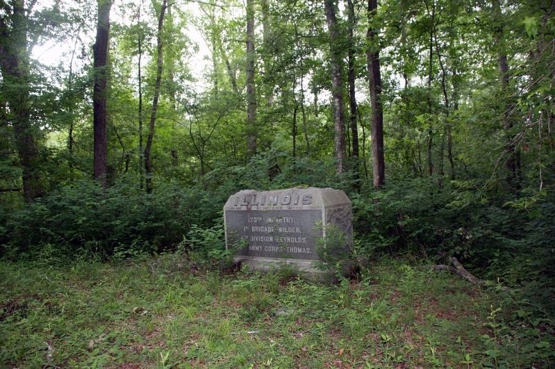 123rd Illinois Infantry Monument Marker. Click for full size. 123rd Illinois Infantry Monument Marker image. Click for full size.