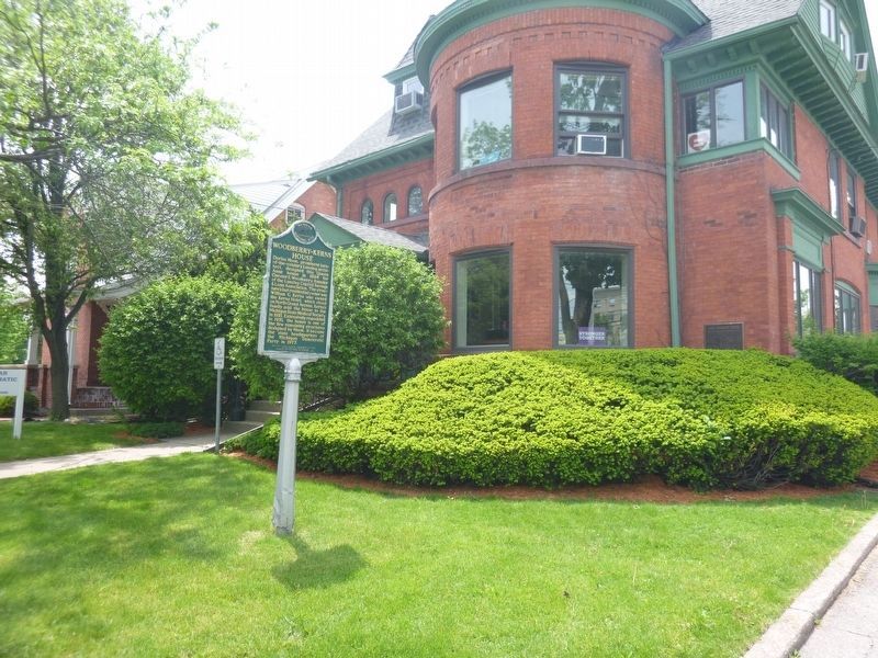 Woodbury-Kerns House with Marker image. Click for full size.
