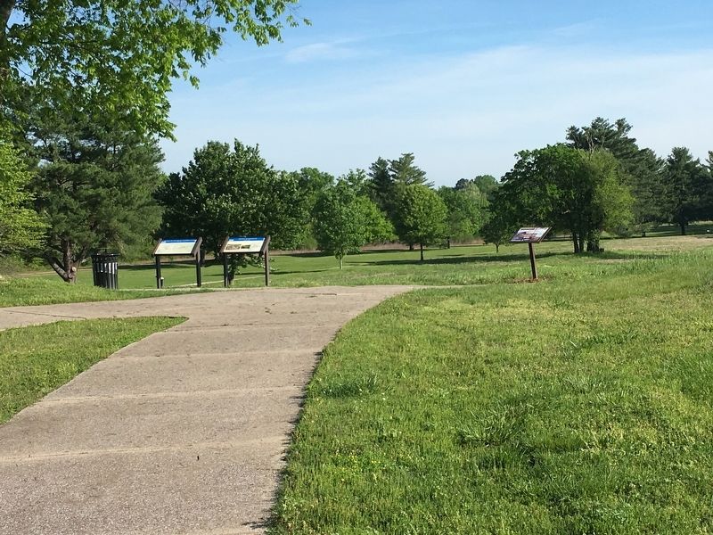 Battle of Franklin, Eastern Flank Marker. Click for full size. Battle of Franklin, Eastern Flank Marker image. Click for full size.