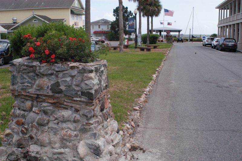 Captain Lemuel Johnson Memorial and Park Marker image. Click for full size.