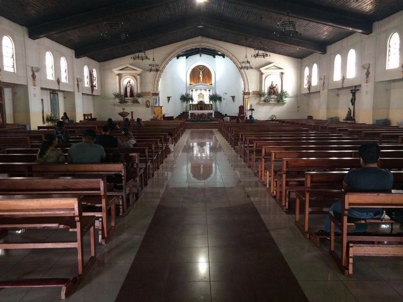 Interior of the Parish of Our Lady of Santa Anna Catholic Church of Chimaltenango. image. Click for full size.