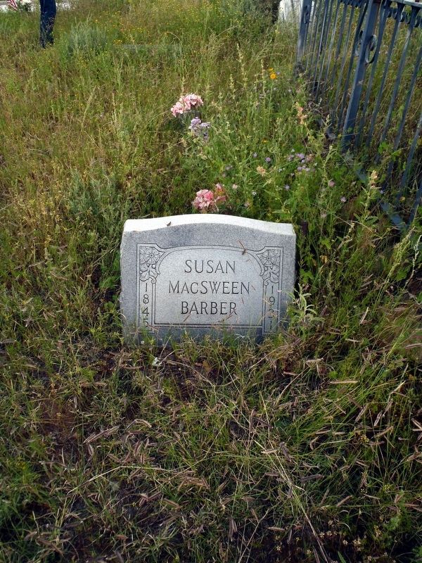 Susan McSween Barber grave, Cedarvale Cemetery, White Oaks NM image. Click for full size.