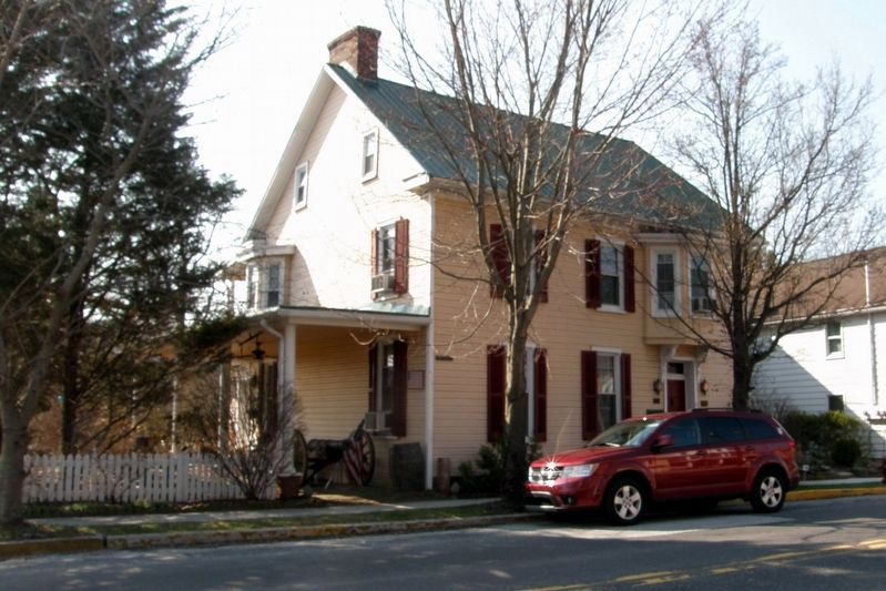 The McKessen house image. Click for full size.