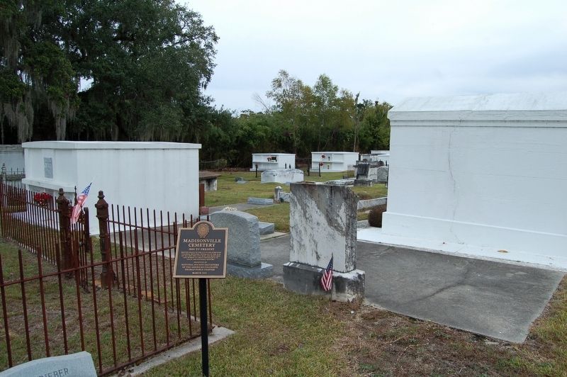 Madisonville Cemetery Marker. Click for full size. Madisonville Cemetery Marker image. Click for full size.