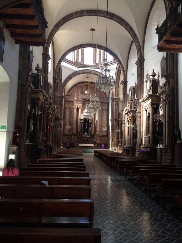 An interior view of the Temple of San Francisco Catholic Church. image. Click for full size.