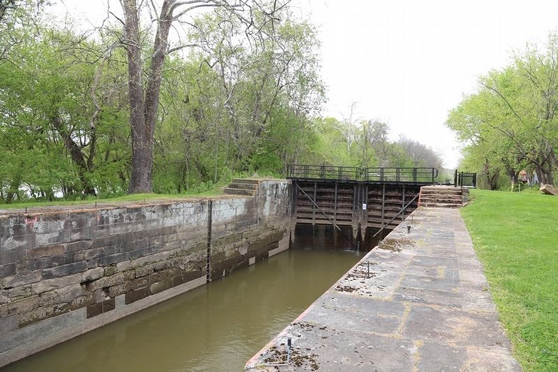 Muskingum River System, Lock No. 4. Click for full size. Muskingum River System, Lock No. 4 image. Click for full size.