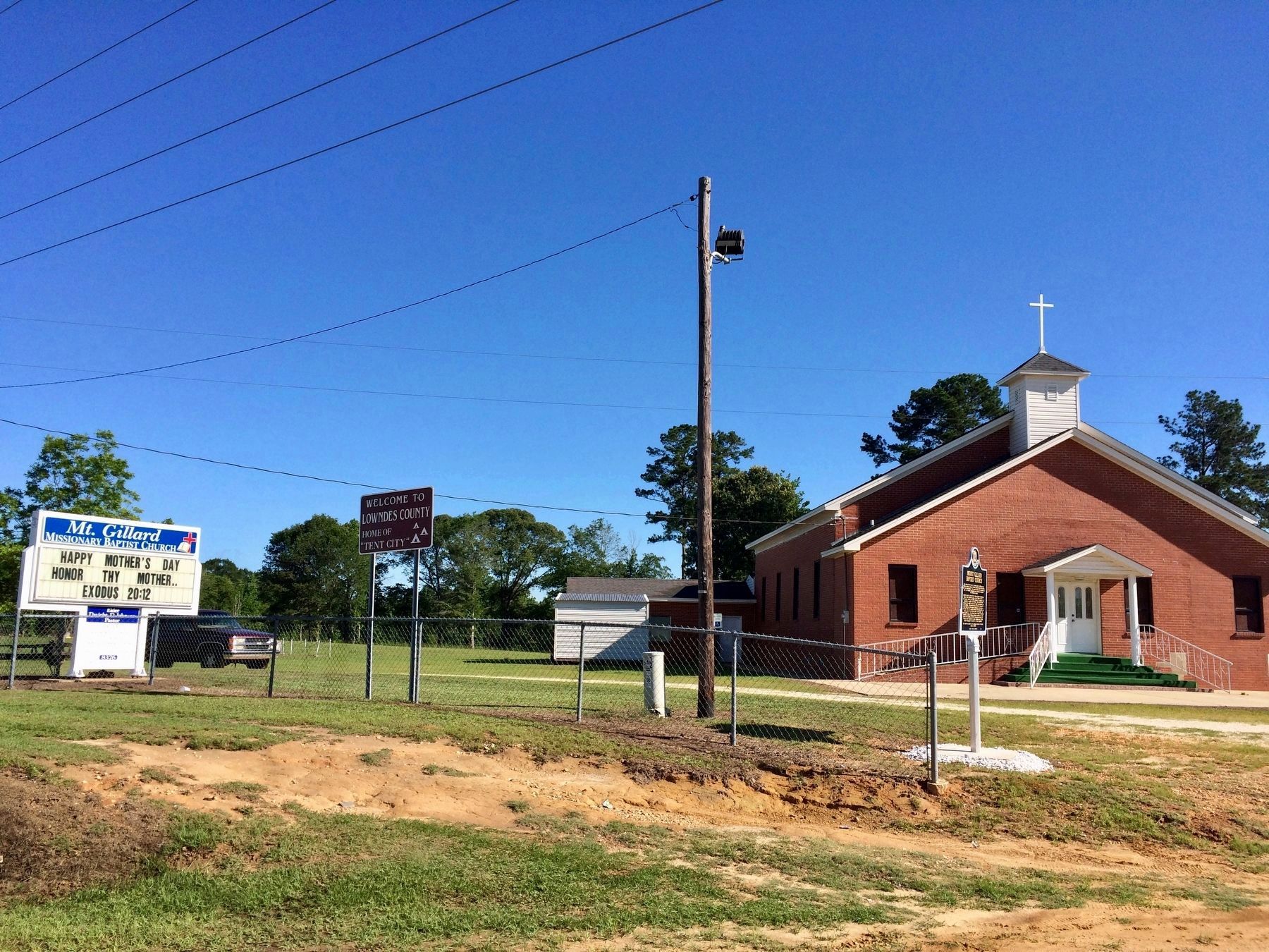 Mount Gillard Missionary Baptist Church. Click for full size. Mount Gillard Missionary Baptist Church image. Click for full size.