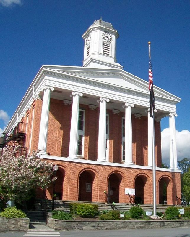 Susquehanna County Courthouse. Click for full size. Susquehanna County Courthouse image. Click for full size.