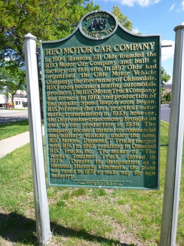 REO Motor Car Company / REO Clubhouse Marker image. Click for full size.
