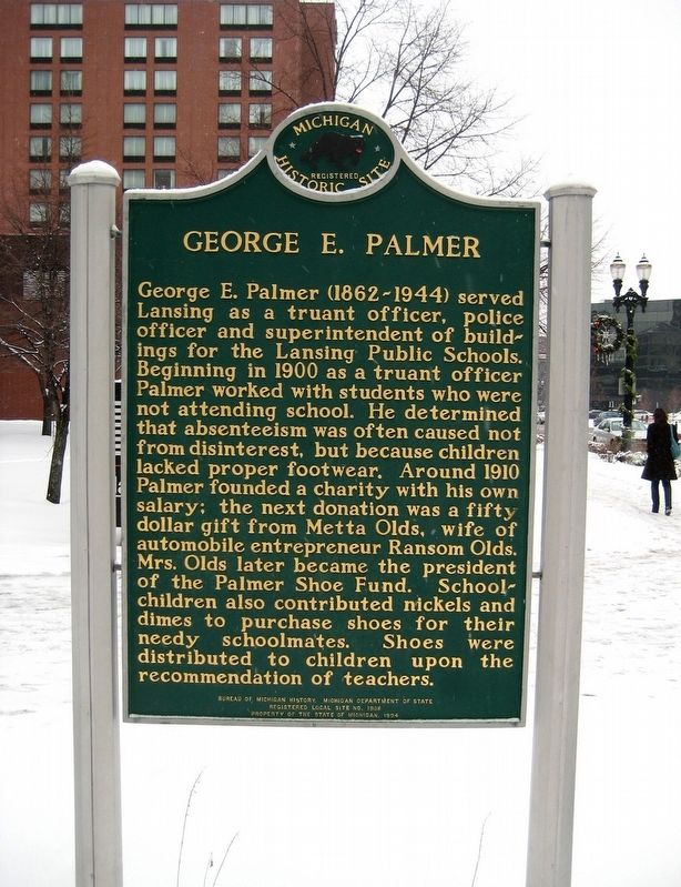 George E. Palmer / Old Newsboys Marker image. Click for full size.