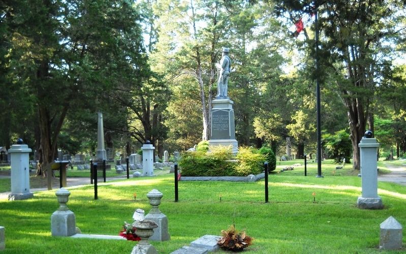 A left side (south) view of the Confederate Monument. image. Click for full size.