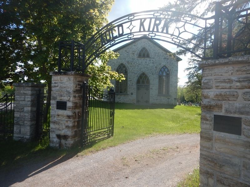 "Auld Kirk". Click for full size. "Auld Kirk" image. Click for full size.