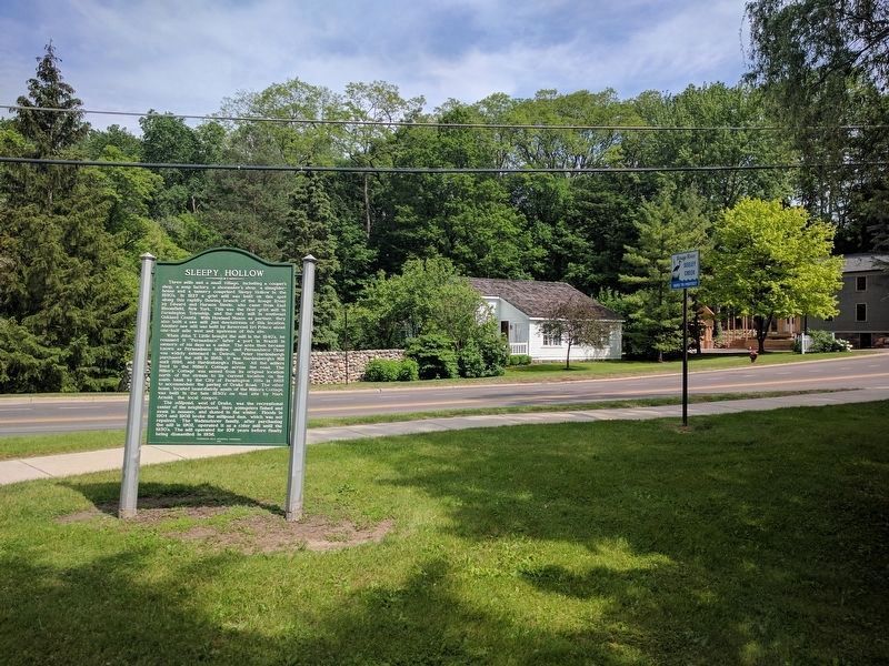 Sleepy Hollow Marker and Miller's Cottage image. Click for full size.