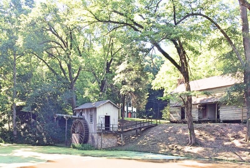 Water Wheel near pond. image. Click for full size.