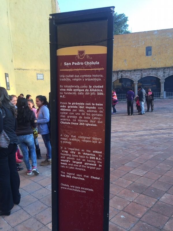 Franciscan Convent of The Archangel Gabriel / San Pedro Cholula Marker image. Click for full size.