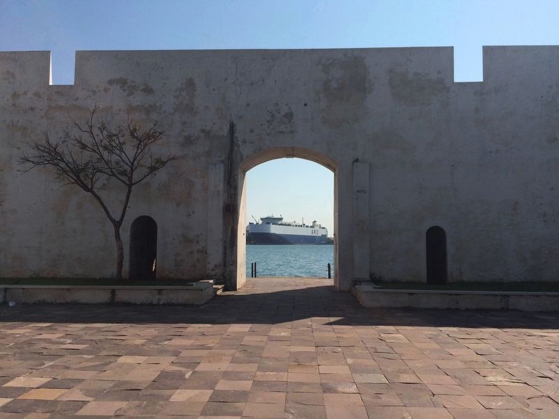 The "Gate to the Sea" at San Juan Ula image. Click for full size.